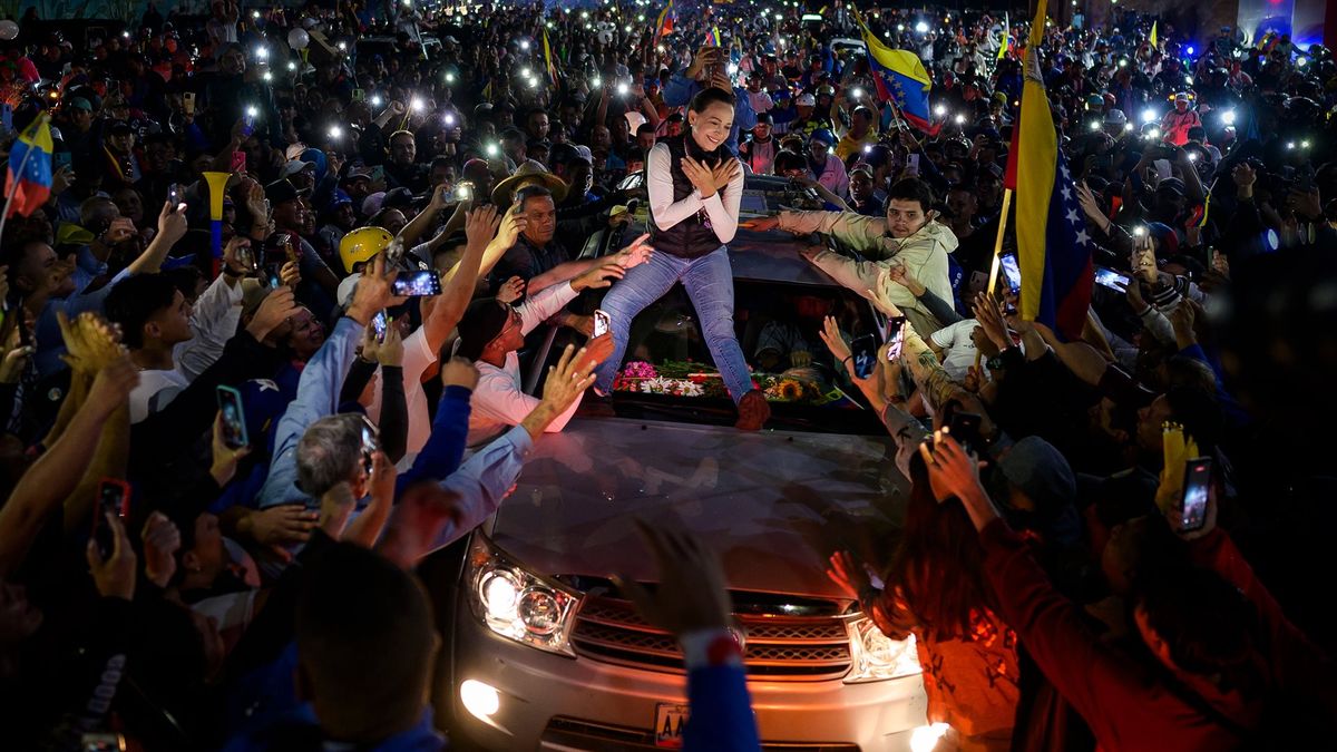 Nobelistka Machadová si cenu za mír osobně nepřevezme. Do Norska ale možná dorazí